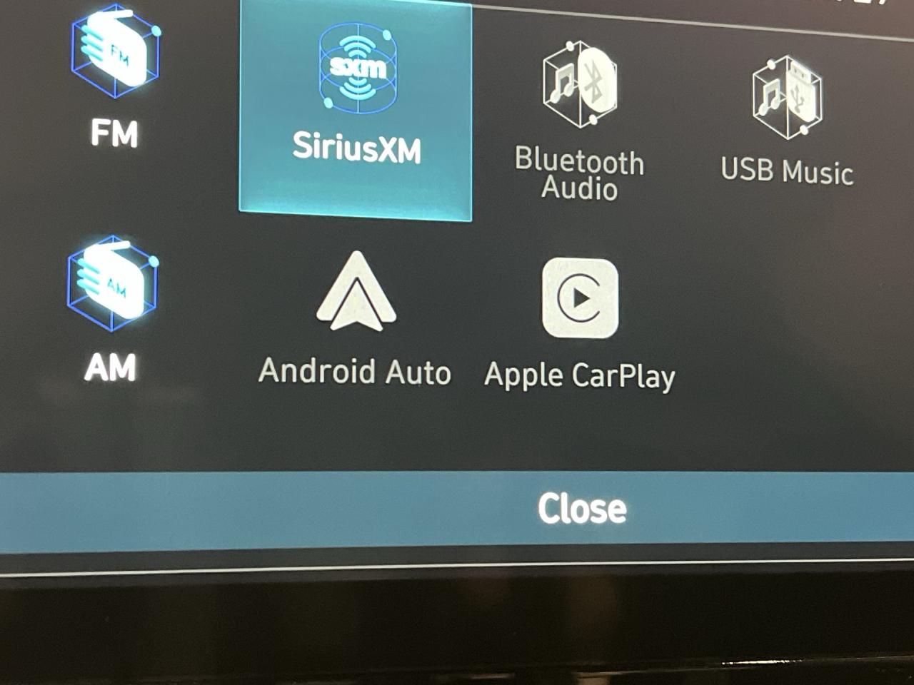 2021 Hyundai Veloster N COUPE | 275HP TURBO | HTD SEATS | CARPLAY | NAV Photo