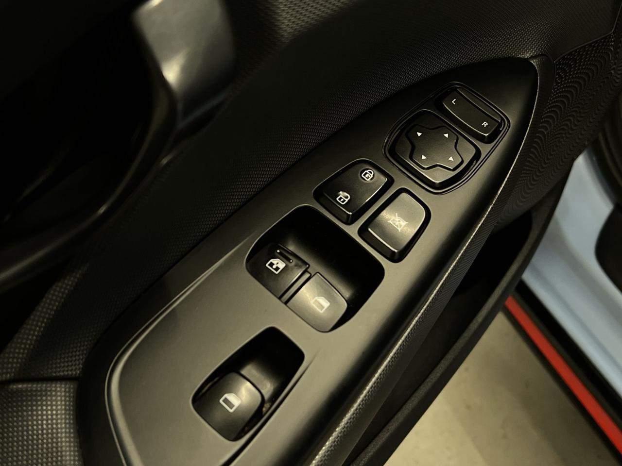 2021 Hyundai Veloster N COUPE | 275HP TURBO | HTD SEATS | CARPLAY | NAV Photo