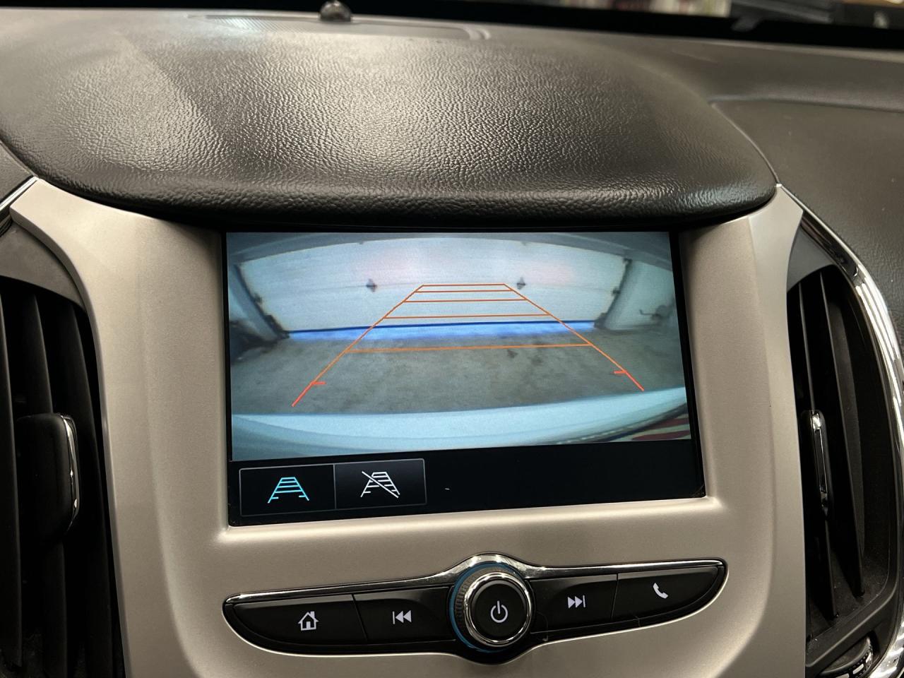 2016 Chevrolet Cruze LS |6-SPEED |ONLY 62,000KMS! |REAR CAM | BLUETOOTH Photo