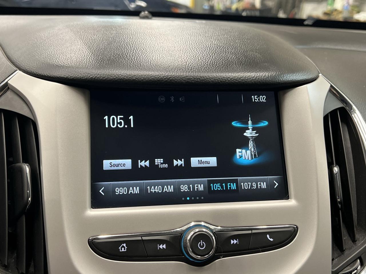 2016 Chevrolet Cruze LS |6-SPEED |ONLY 62,000KMS! |REAR CAM | BLUETOOTH Photo