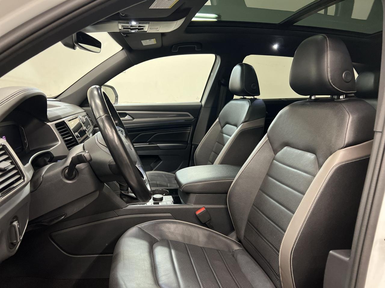 2020 Volkswagen Atlas Cross Sport EXECLINE AWD | COOLED LEATHER |PANO ROOF | 360 CAM Photo