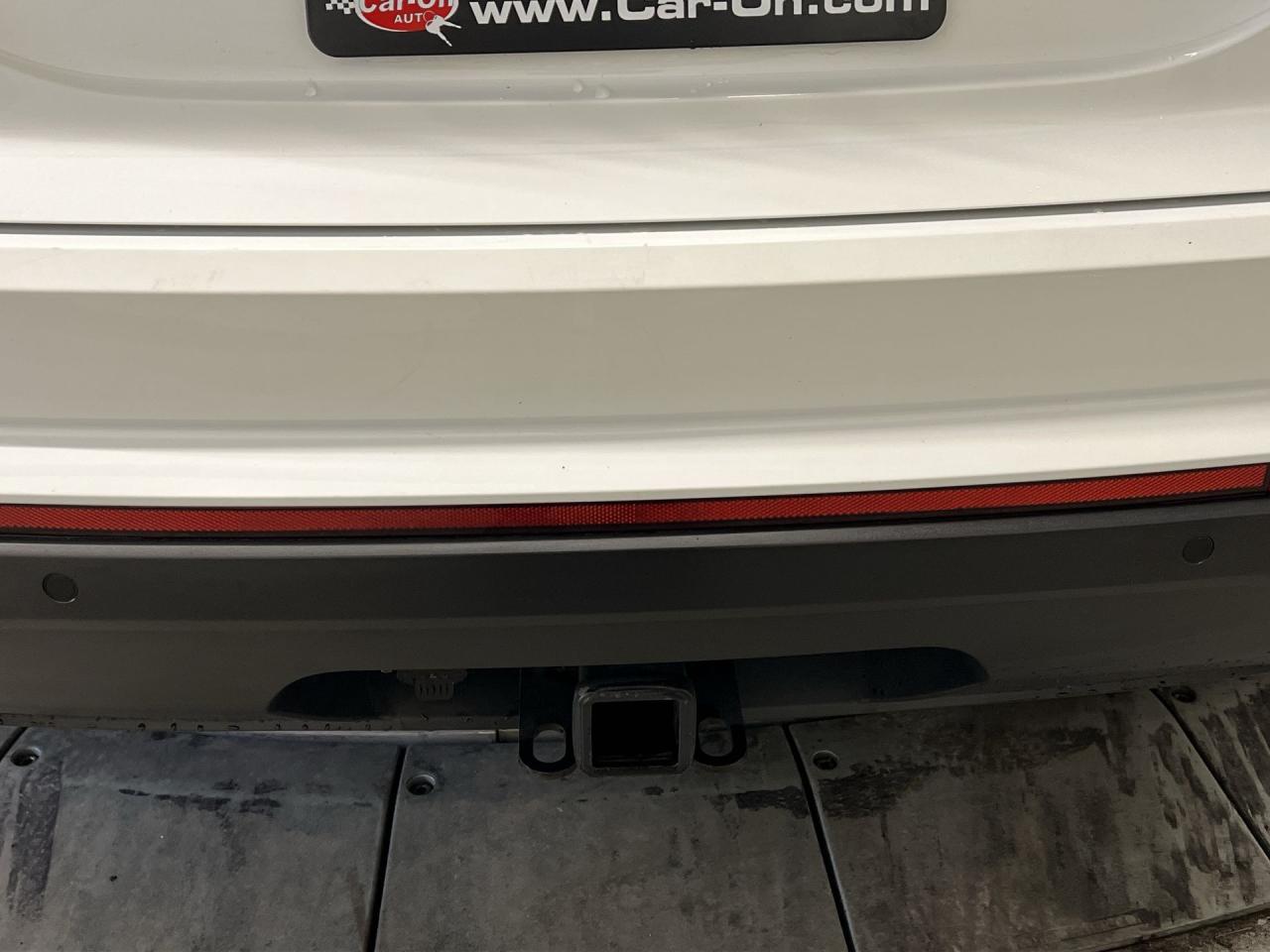 2020 Volkswagen Atlas Cross Sport EXECLINE AWD | COOLED LEATHER |PANO ROOF | 360 CAM Photo