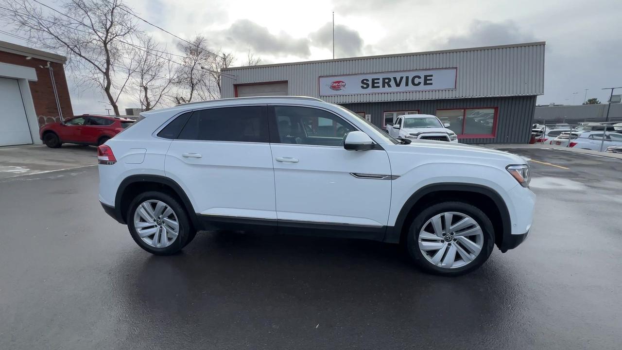 2020 Volkswagen Atlas Cross Sport EXECLINE AWD | COOLED LEATHER |PANO ROOF | 360 CAM Photo