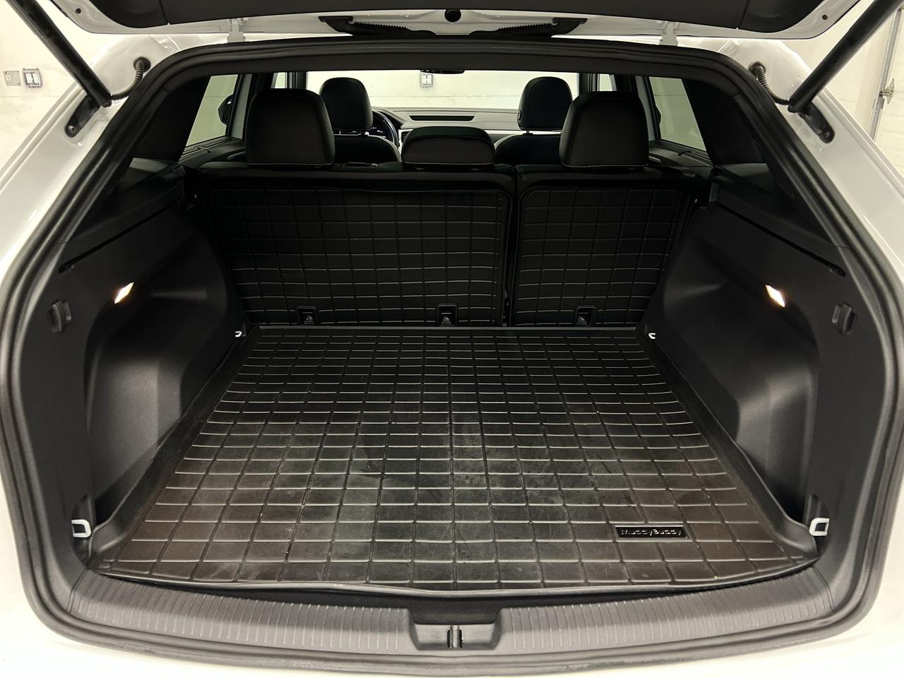 2020 Volkswagen Atlas Cross Sport EXECLINE AWD | COOLED LEATHER |PANO ROOF | 360 CAM Photo