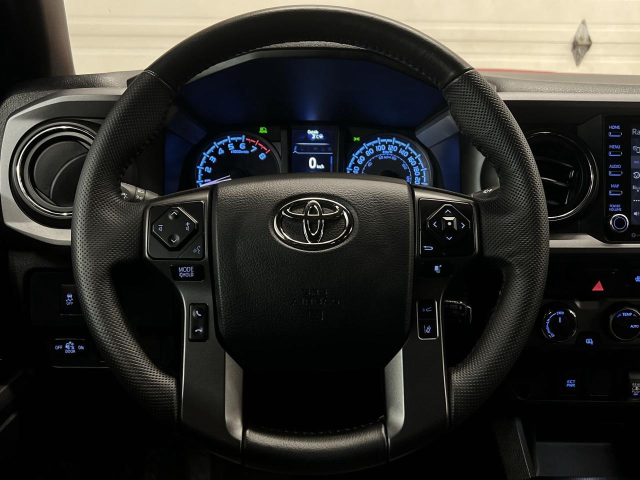 2023 Toyota Tacoma TRD SPORT 4X4 | DBL CAB | HTD SEATS | CARPLAY |NAV Photo