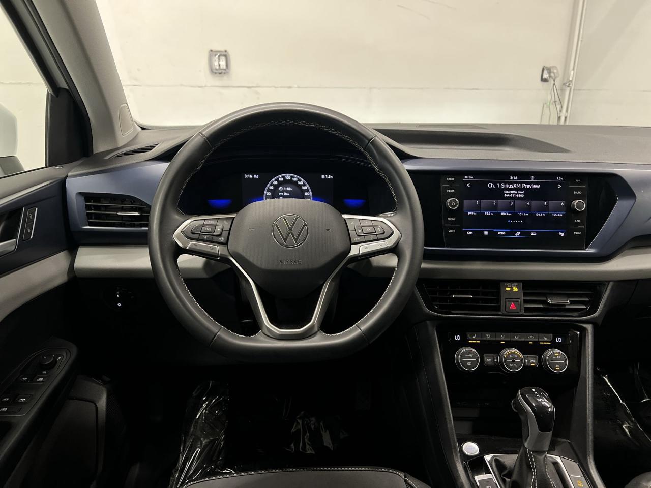 2022 Volkswagen Taos COMFORTLINE AWD | HTD SEATS | WIRELESS CARPLAY Photo