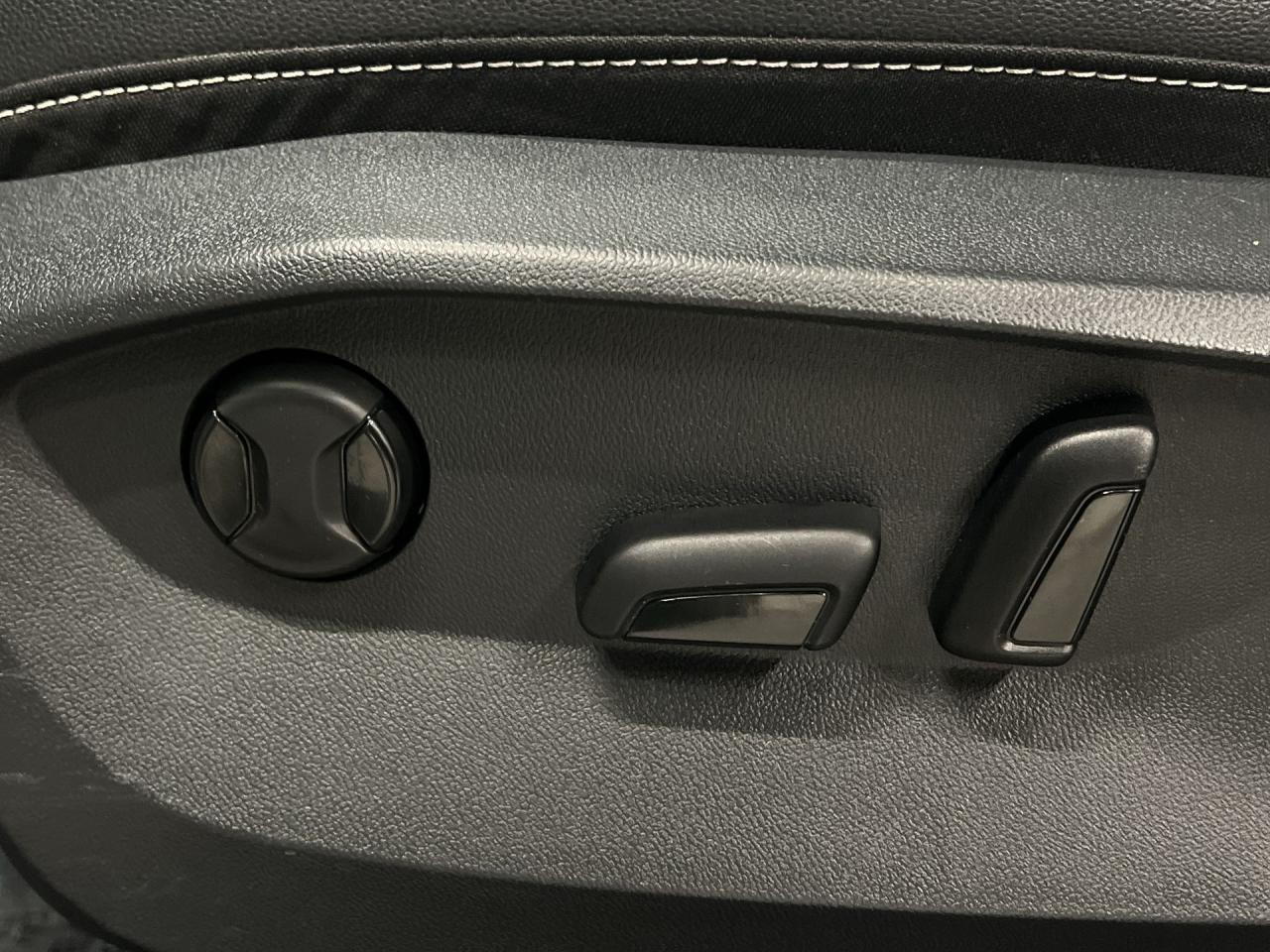 2022 Volkswagen Taos COMFORTLINE AWD | HTD SEATS | WIRELESS CARPLAY Photo