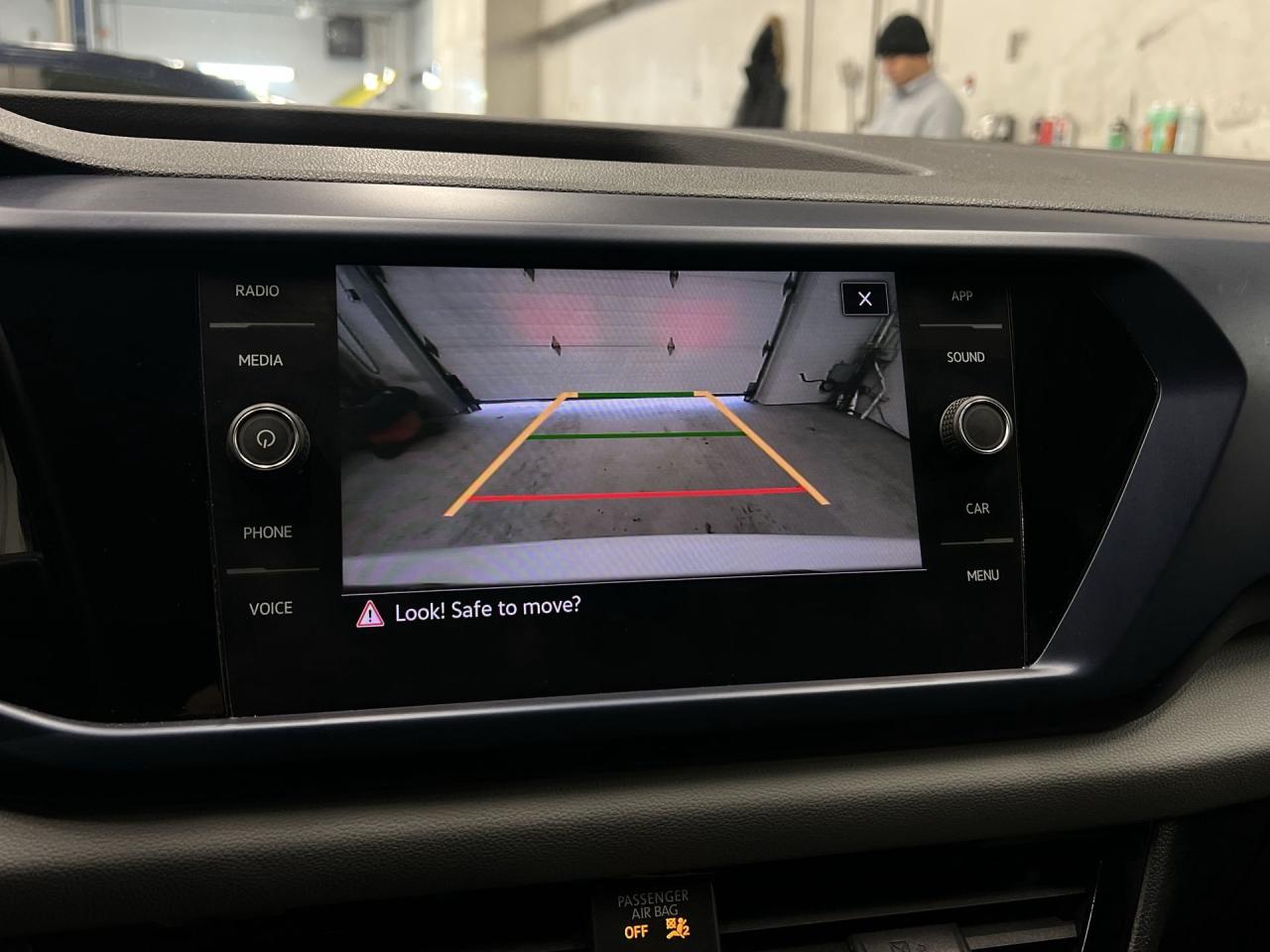 2022 Volkswagen Taos COMFORTLINE AWD | HTD SEATS | WIRELESS CARPLAY Photo