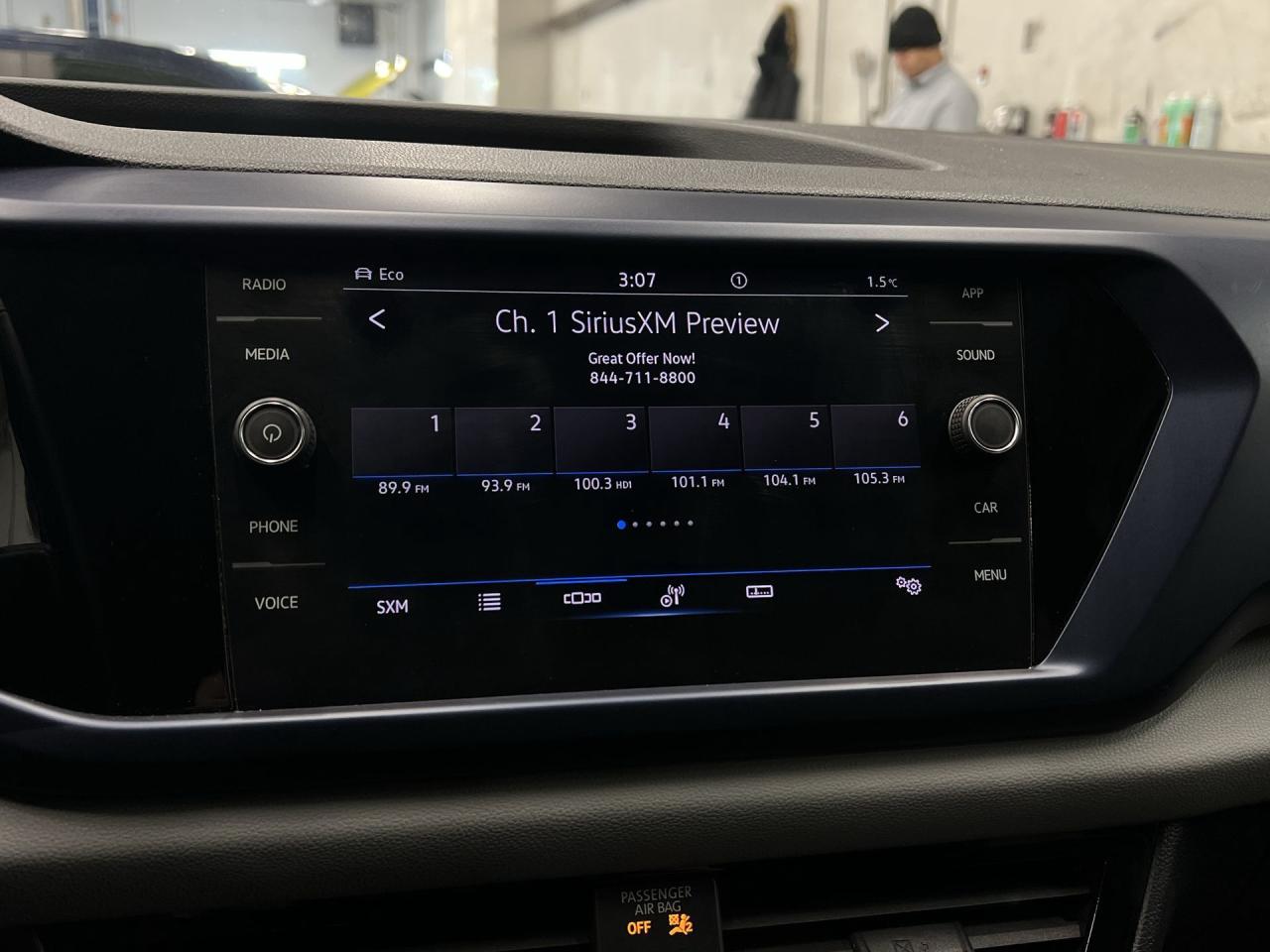 2022 Volkswagen Taos COMFORTLINE AWD | HTD SEATS | WIRELESS CARPLAY Photo