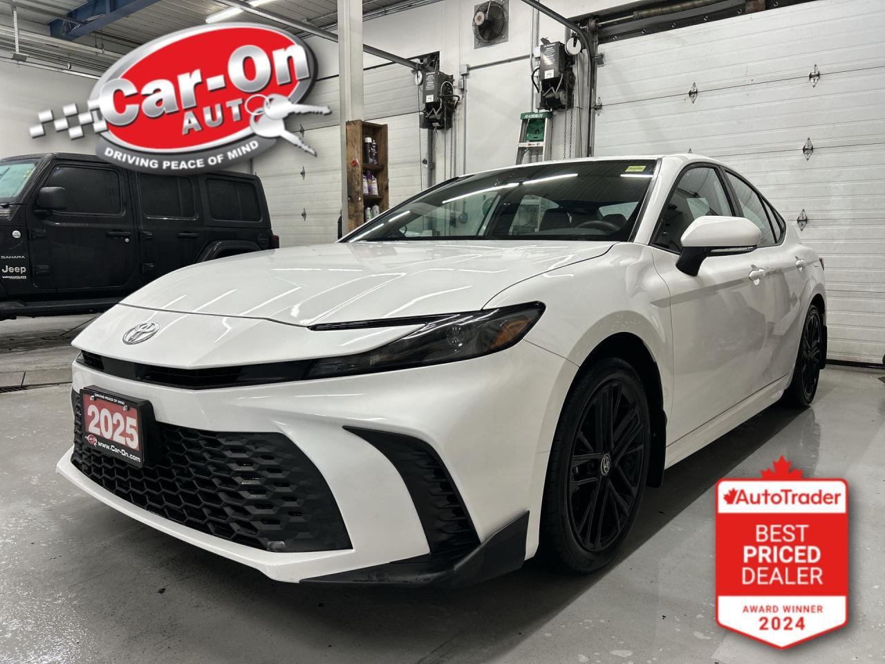 Used 2025 Toyota Camry HYBRID SE AWD | HTD LEATHER |SUNROOF | 18IN ALLOYS for sale in Ottawa, ON