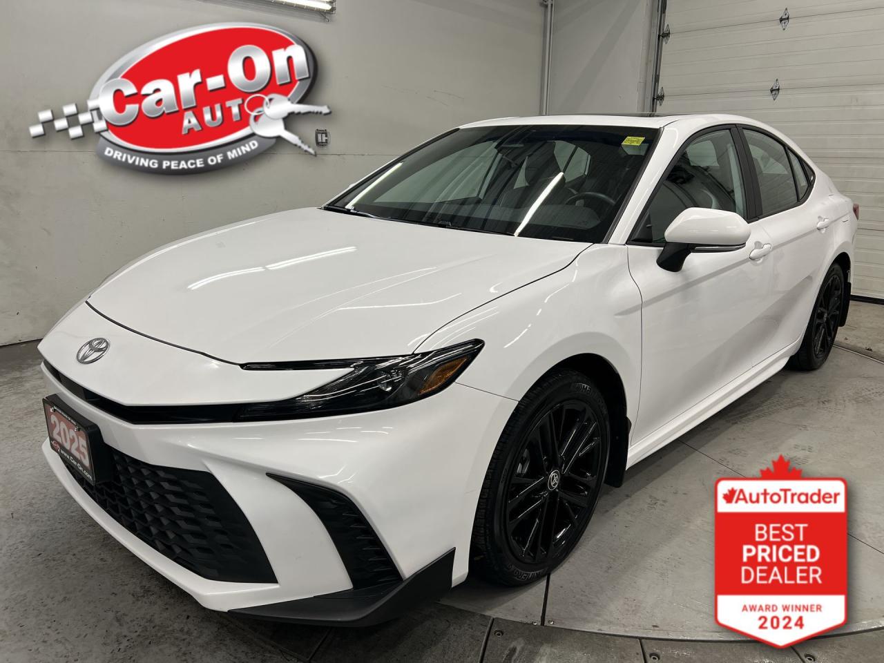 Used 2025 Toyota Camry HYBRID SE UPGRADE AWD | LEATHER |SUNROOF | ALLOYS for sale in Ottawa, ON