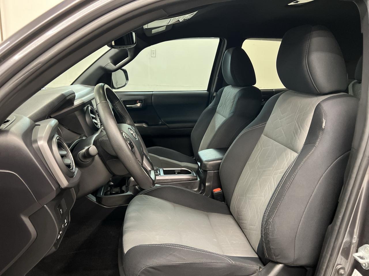 2022 Toyota Tacoma TRD SPORT 4X4 | DBL CAB | LOW KMS! | HTD SEATS Photo