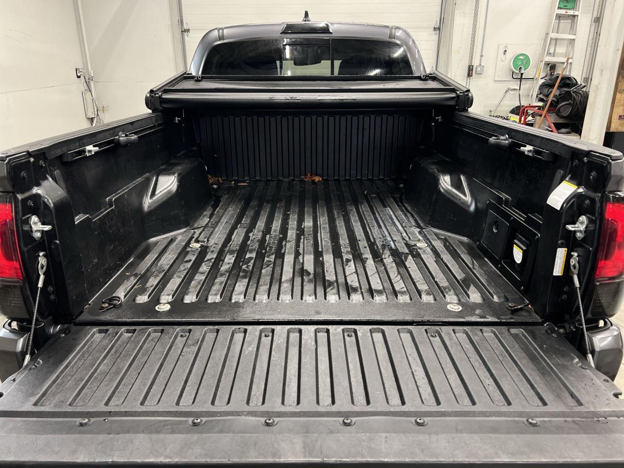 2022 Toyota Tacoma TRD SPORT 4X4 | DBL CAB | LOW KMS! | HTD SEATS Photo