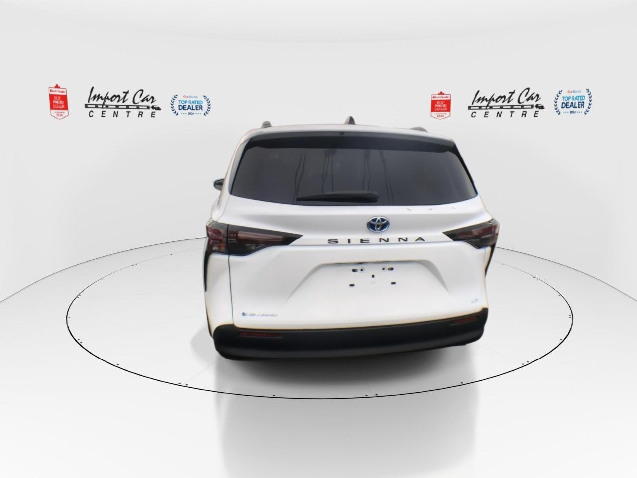 2025 Toyota Sienna LE 8-Passenger LIKE NEW!!  HYBRID, ONLY 6,834KMS, Photo