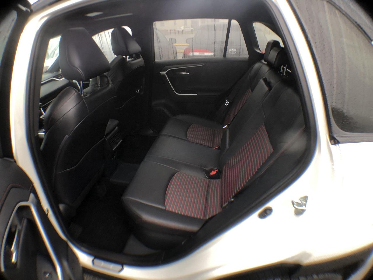 2021 Toyota RAV4 Prime XSE XSE PRIME PLUG IN!!  SOFTEX, ROOF, HTD. SEATS Photo