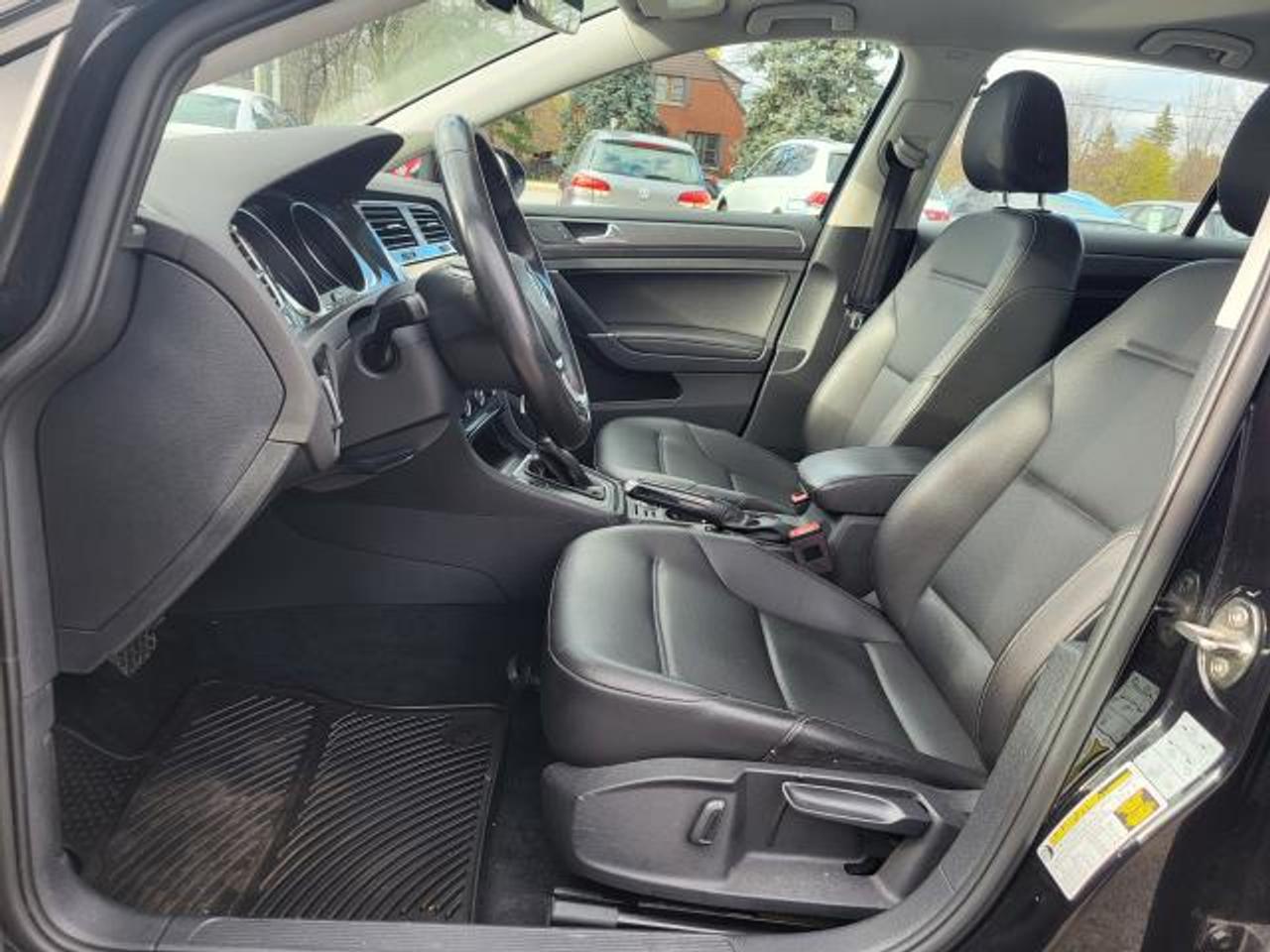 2018 Volkswagen Golf COMFORTLINE Photo