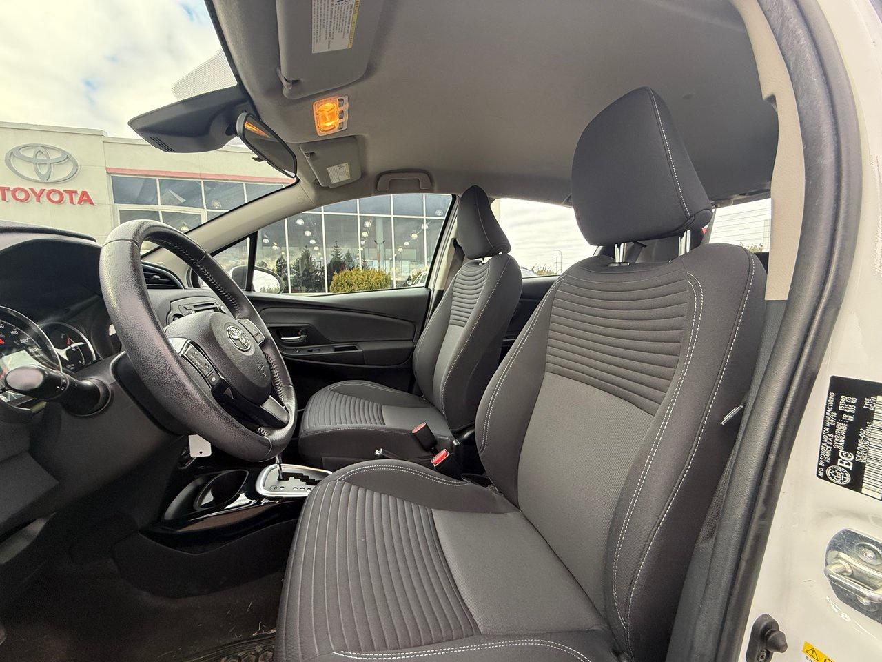 2018 Toyota Yaris HATCHBACK SE Photo