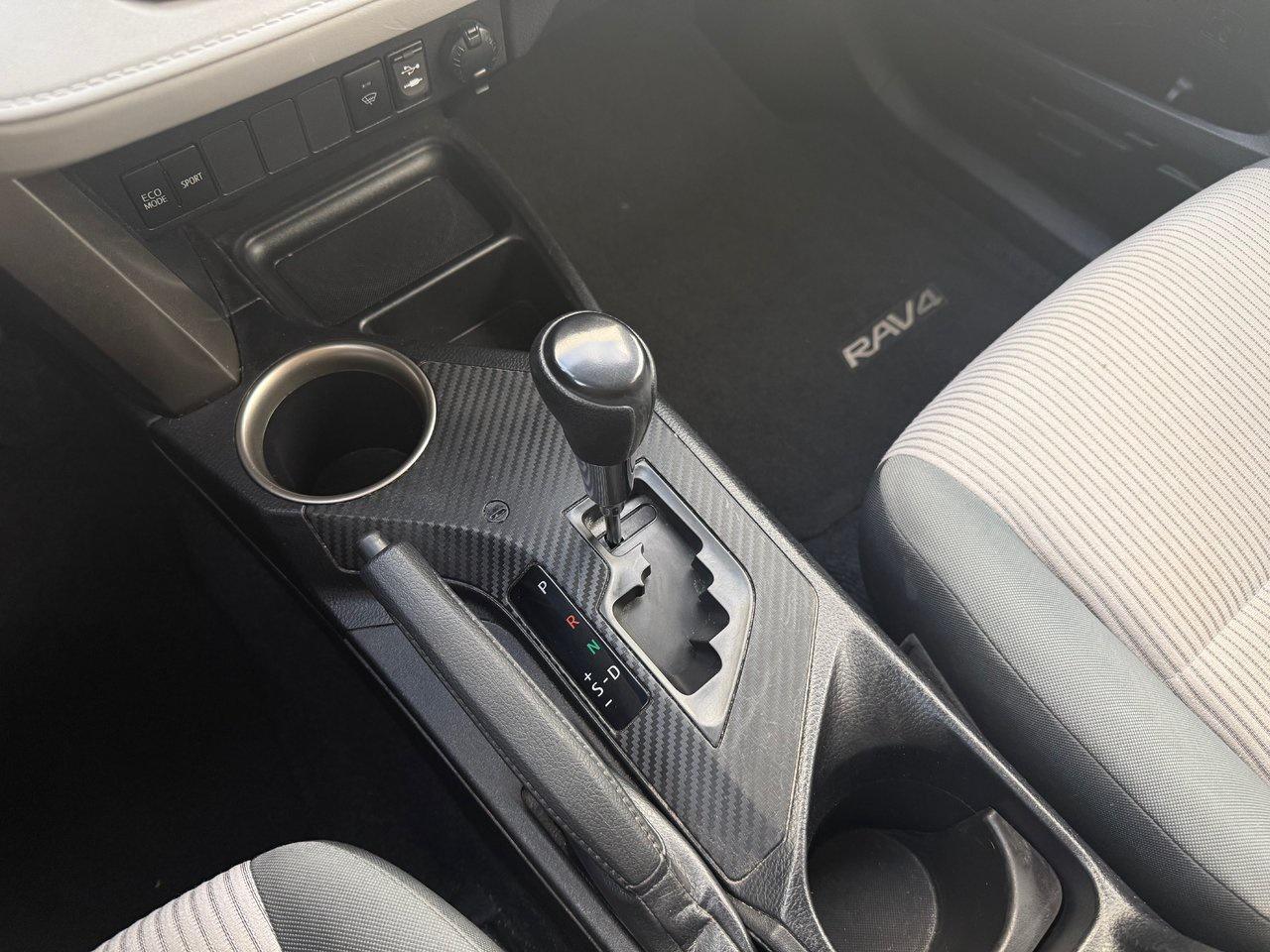 2013 Toyota RAV4  Photo