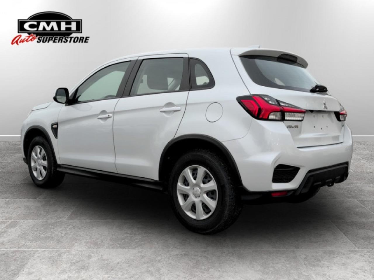 2023 Mitsubishi RVR ES  **APPLE CP - HTD SEATS** Photo2