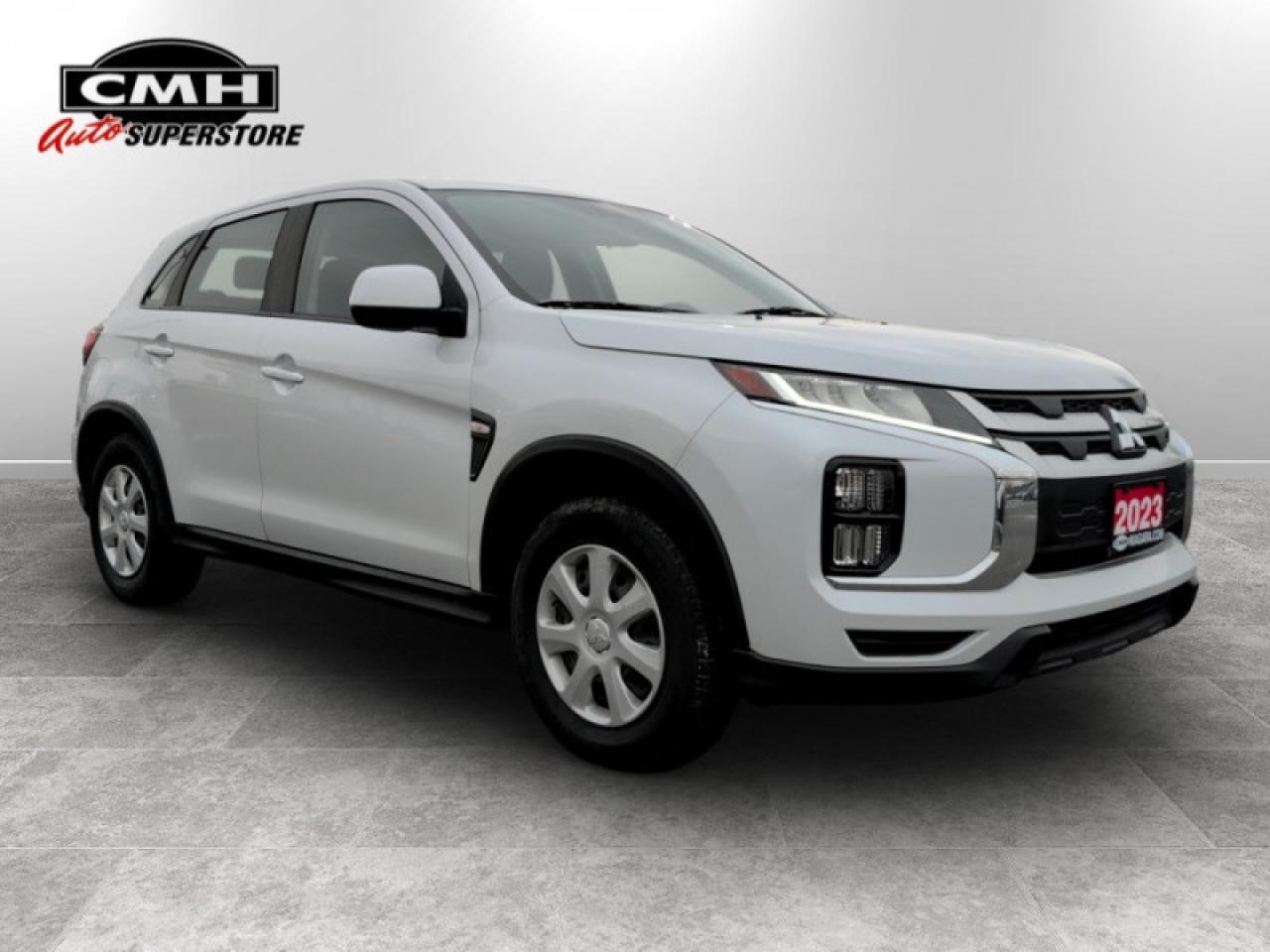 2023 Mitsubishi RVR ES  **APPLE CP - HTD SEATS** Photo