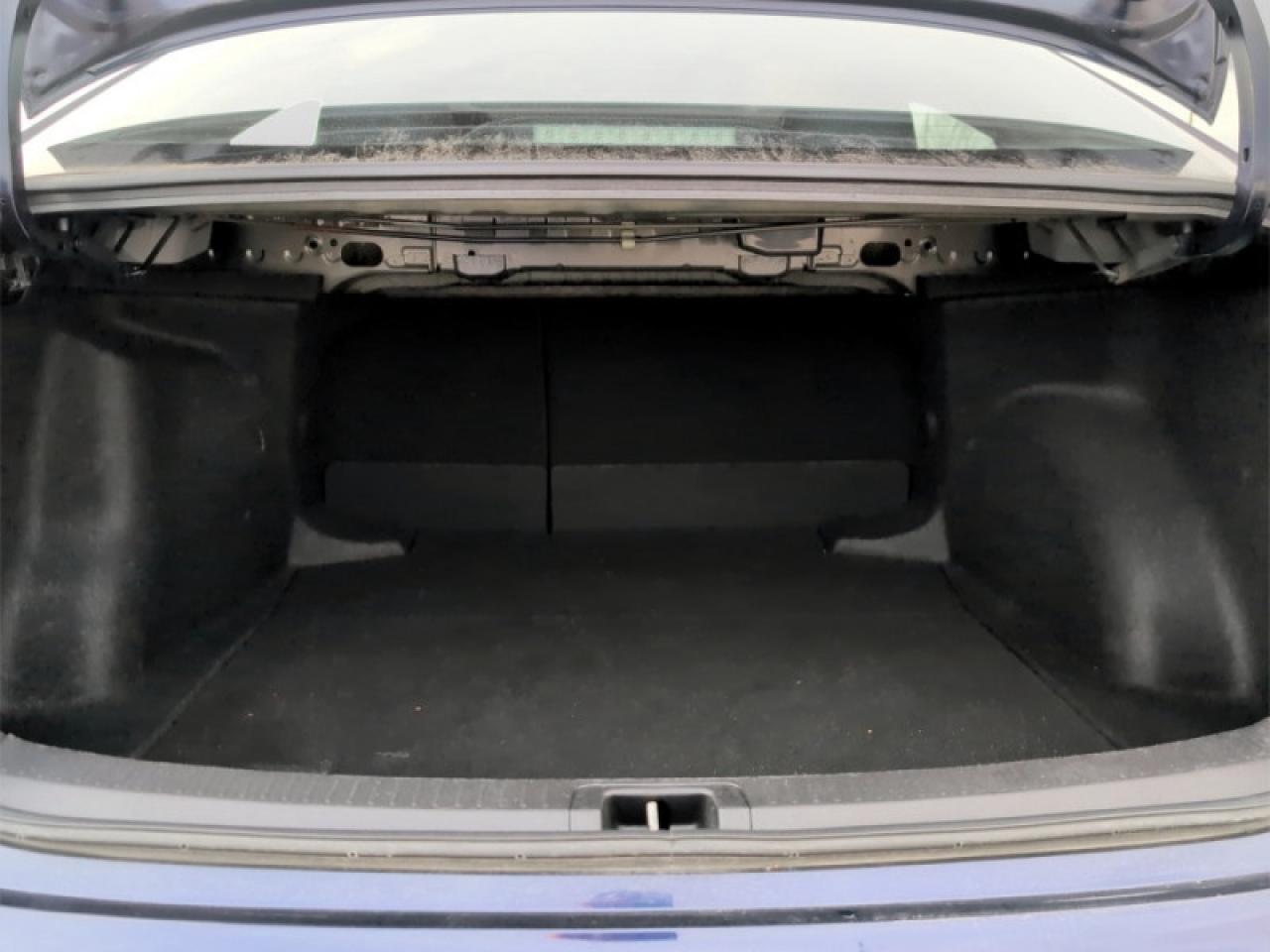 2021 Toyota Corolla LE CVT Photo