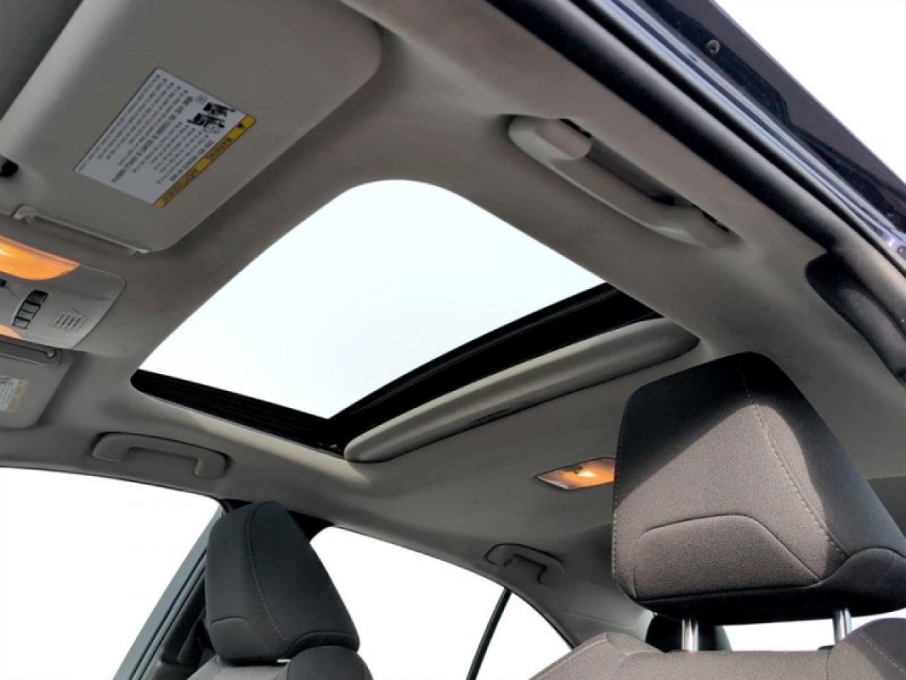 2021 Toyota Corolla LE CVT Photo