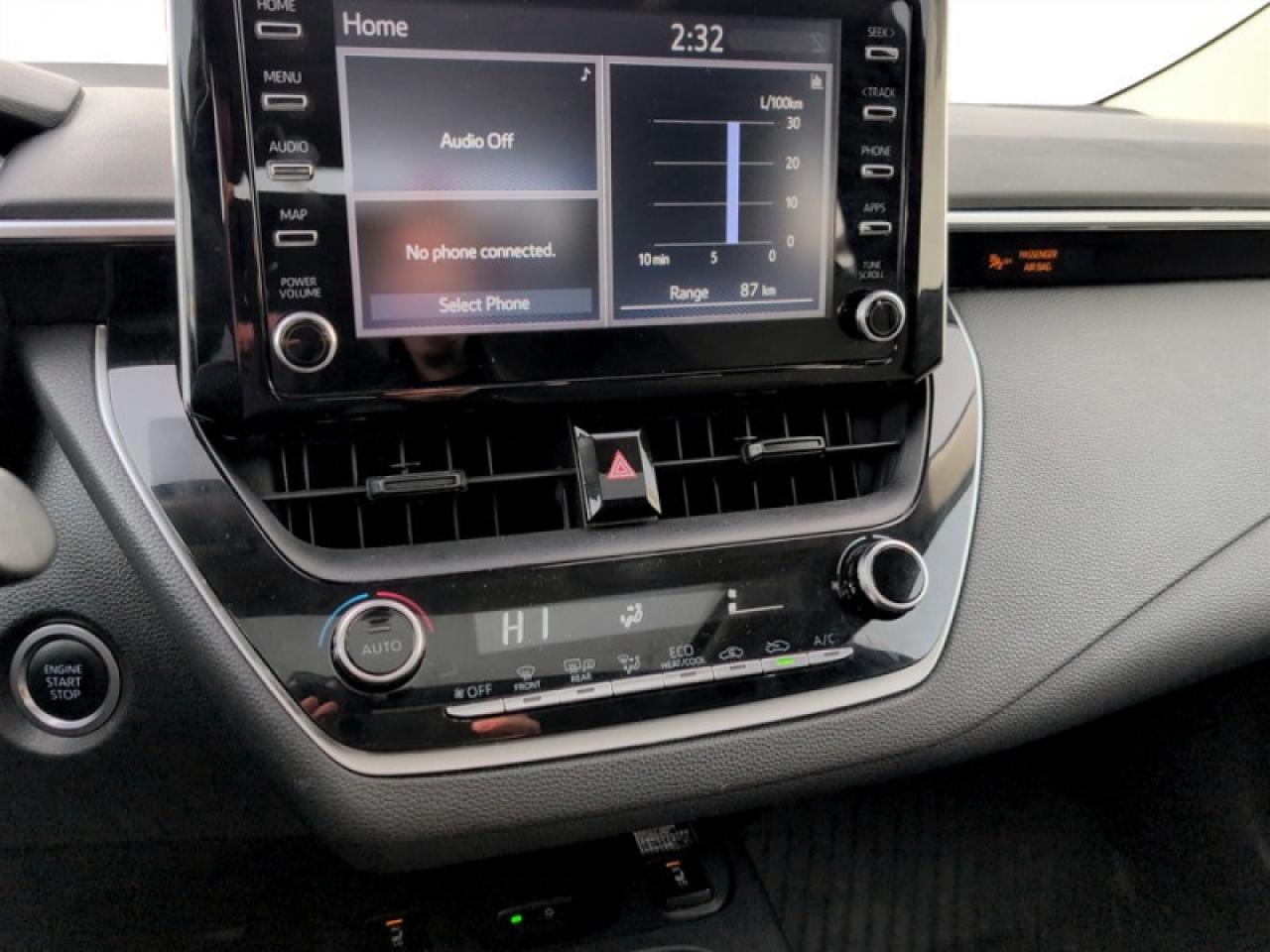 2021 Toyota Corolla LE CVT Photo