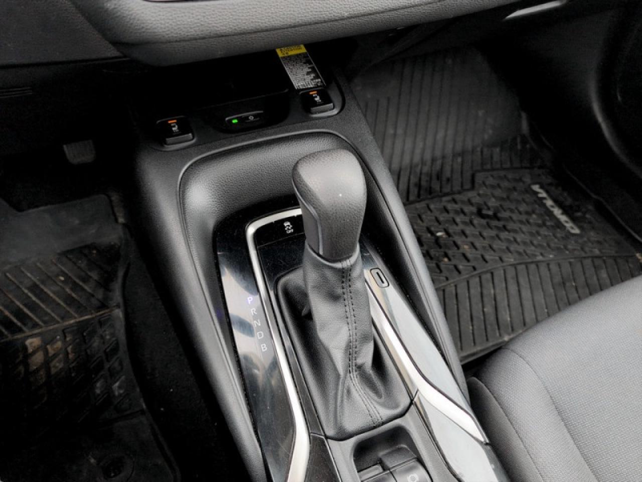 2021 Toyota Corolla LE CVT Photo