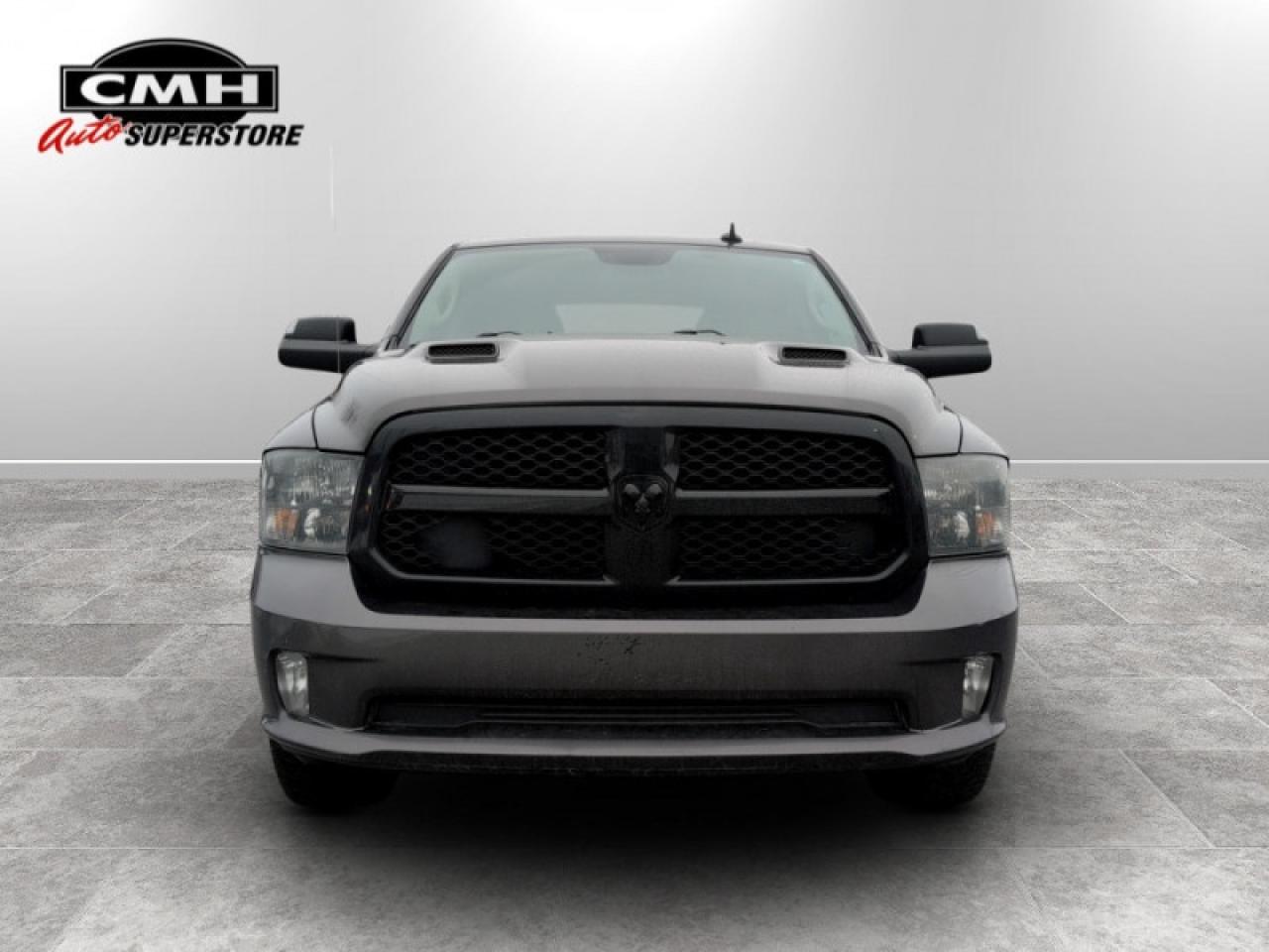 2020 RAM 1500 Classic EXPRESS Photo