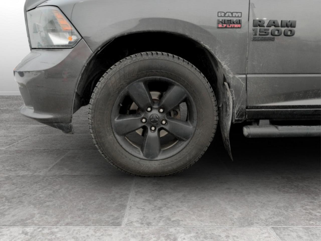 2020 RAM 1500 Classic EXPRESS Photo