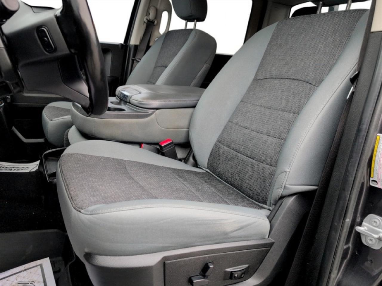 2020 RAM 1500 Classic EXPRESS Photo