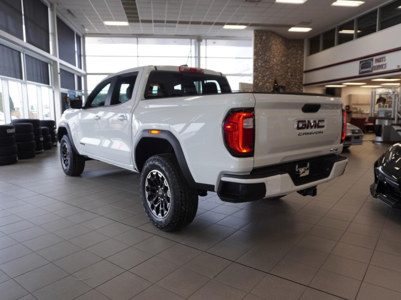 2026 GMC Canyon AT4  -  Heated Seats -  Remote Start Photo2