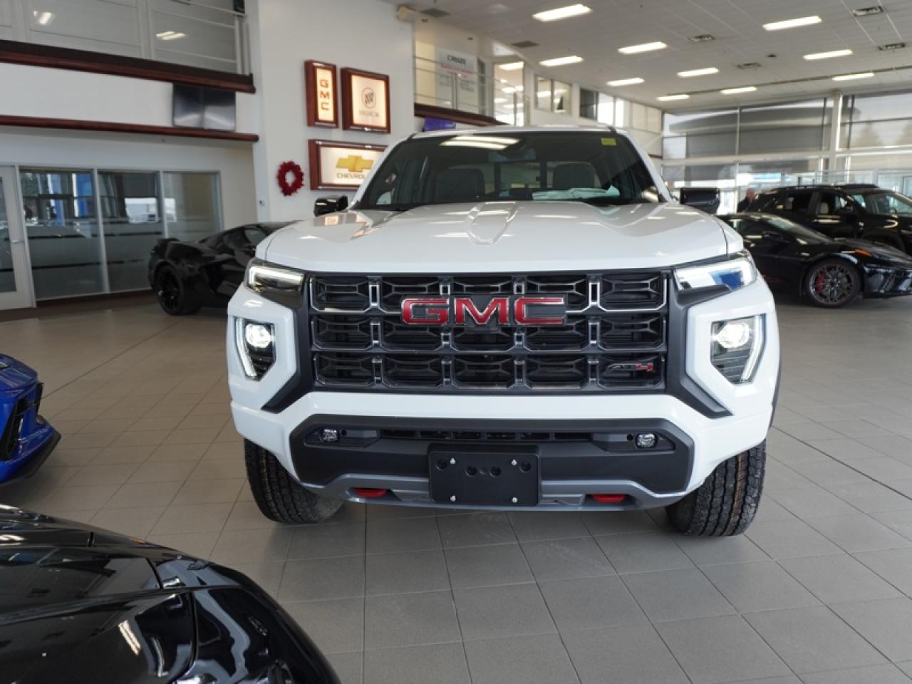 2026 GMC Canyon AT4  -  Heated Seats -  Remote Start Photo3