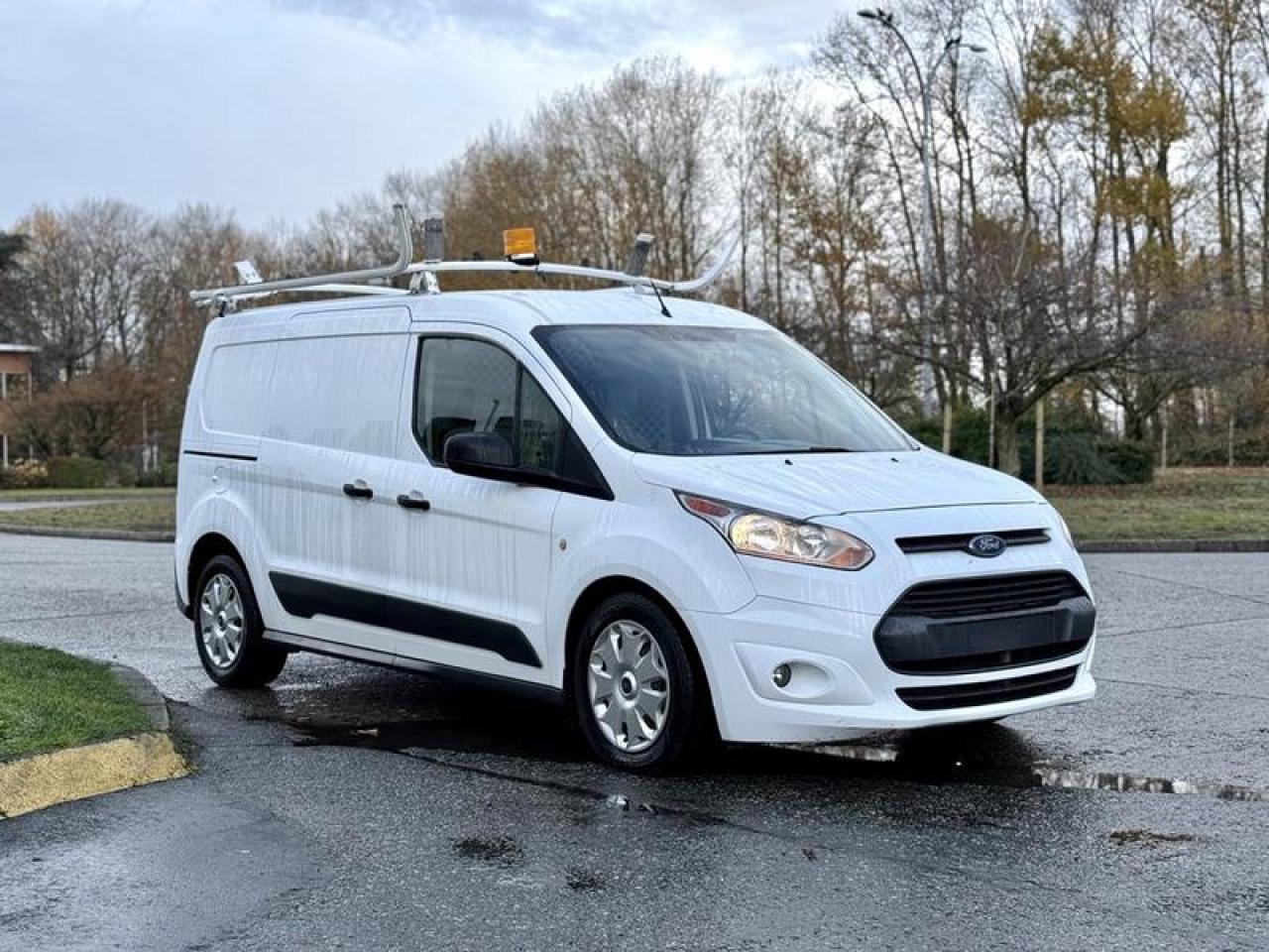 Used 2017 Ford Transit Connect XLT Cargo Van with Rear Shelves for sale in Burnaby, BC