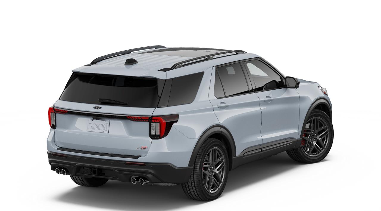 2026 Ford Explorer ST Photo5