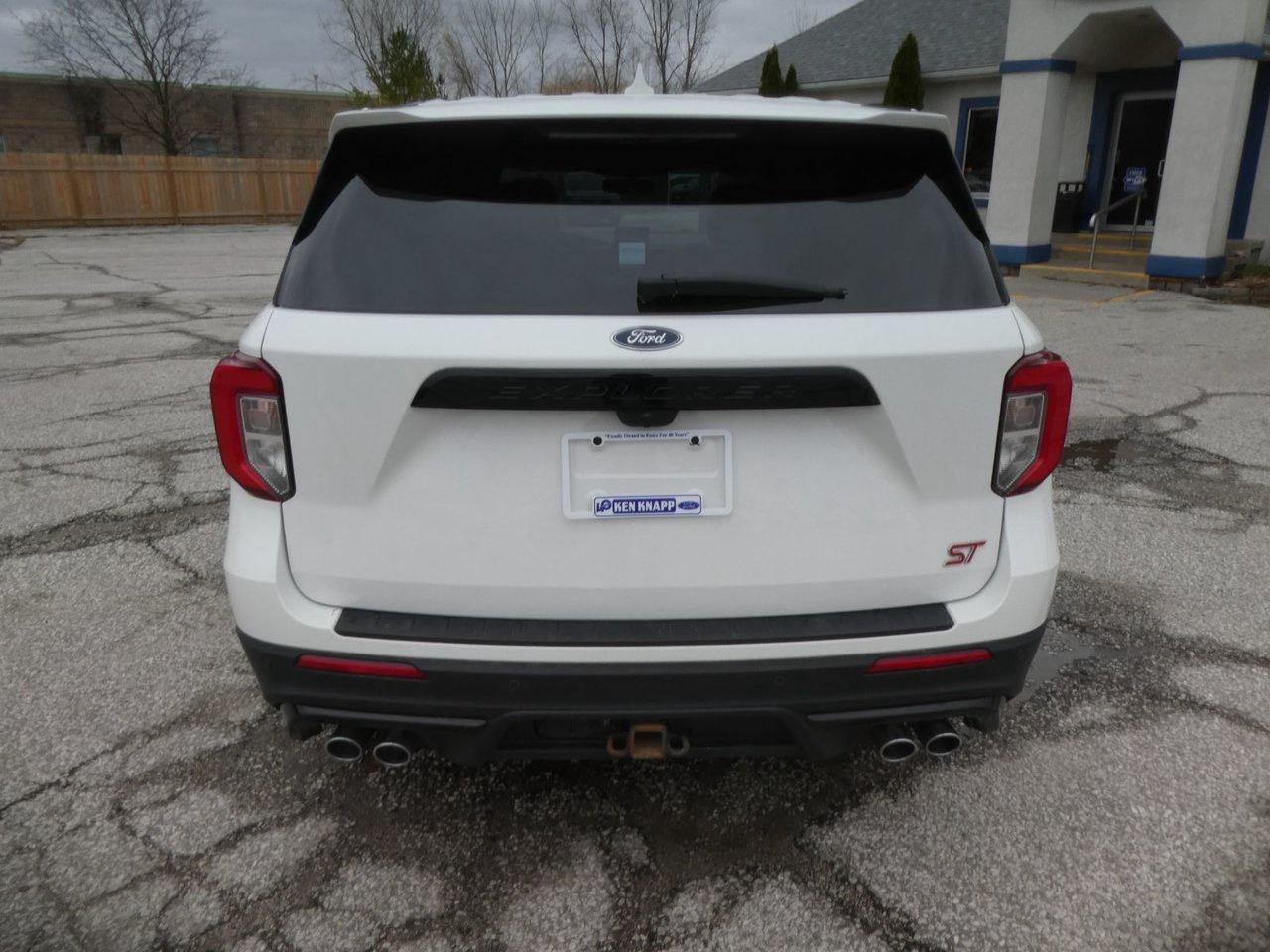 2021 Ford Explorer EXPLORER ST Photo3
