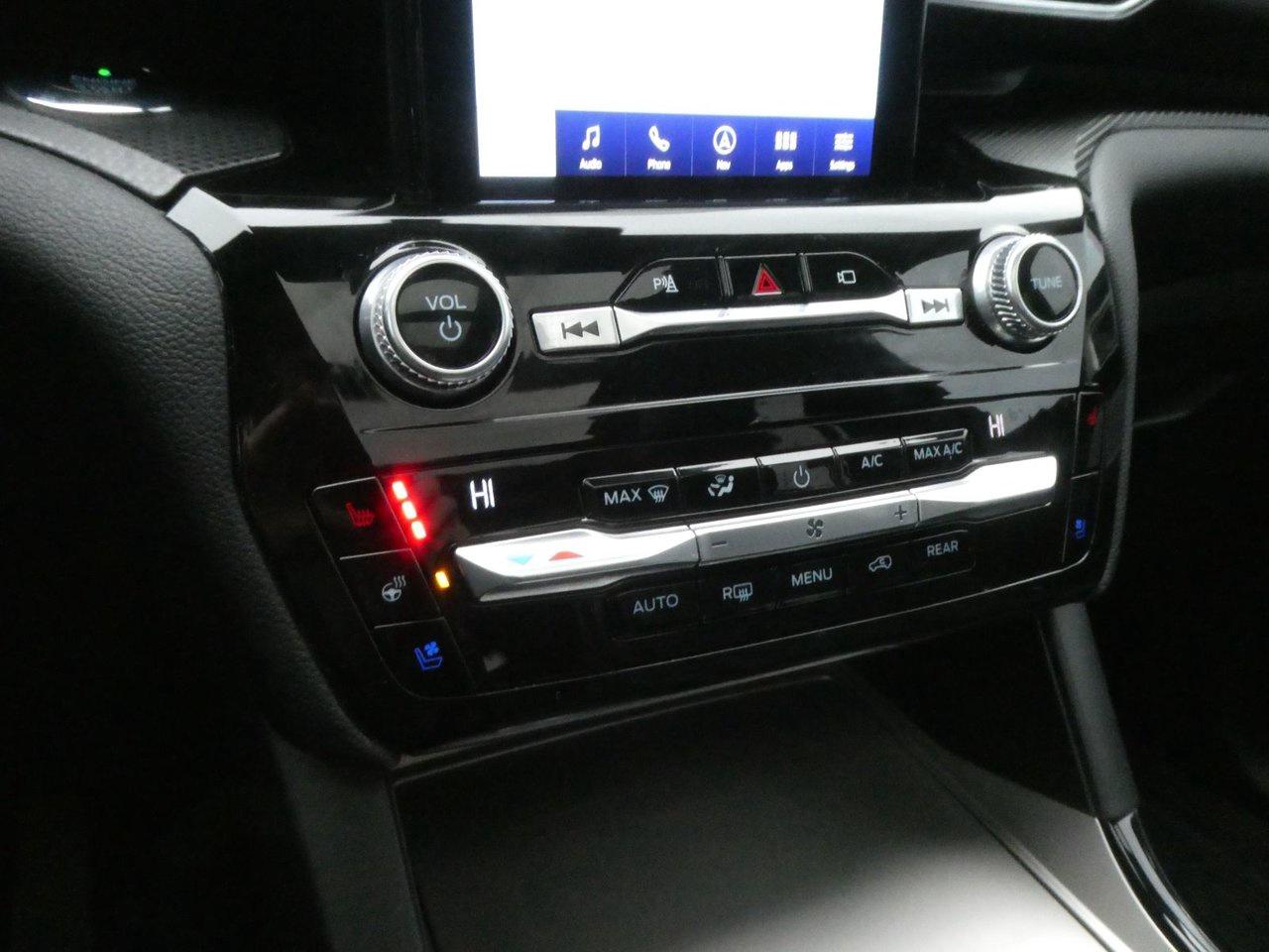 2021 Ford Explorer EXPLORER ST Photo