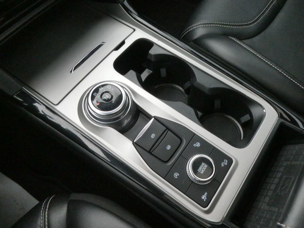 2021 Ford Explorer EXPLORER ST Photo