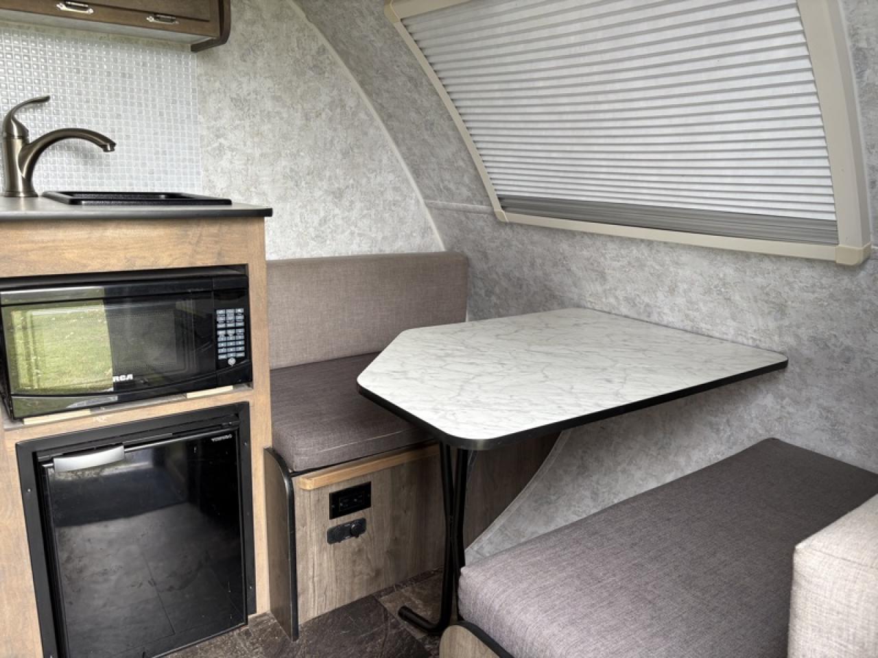 2022 Prolite 12V Ultralight, Weighs Only 1,150lbs!!! Photo