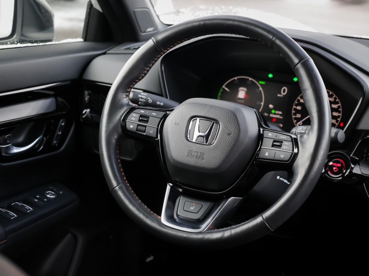 2023 Honda CR-V Hybrid Touring  - Leather Seats - $299 B/W Photo
