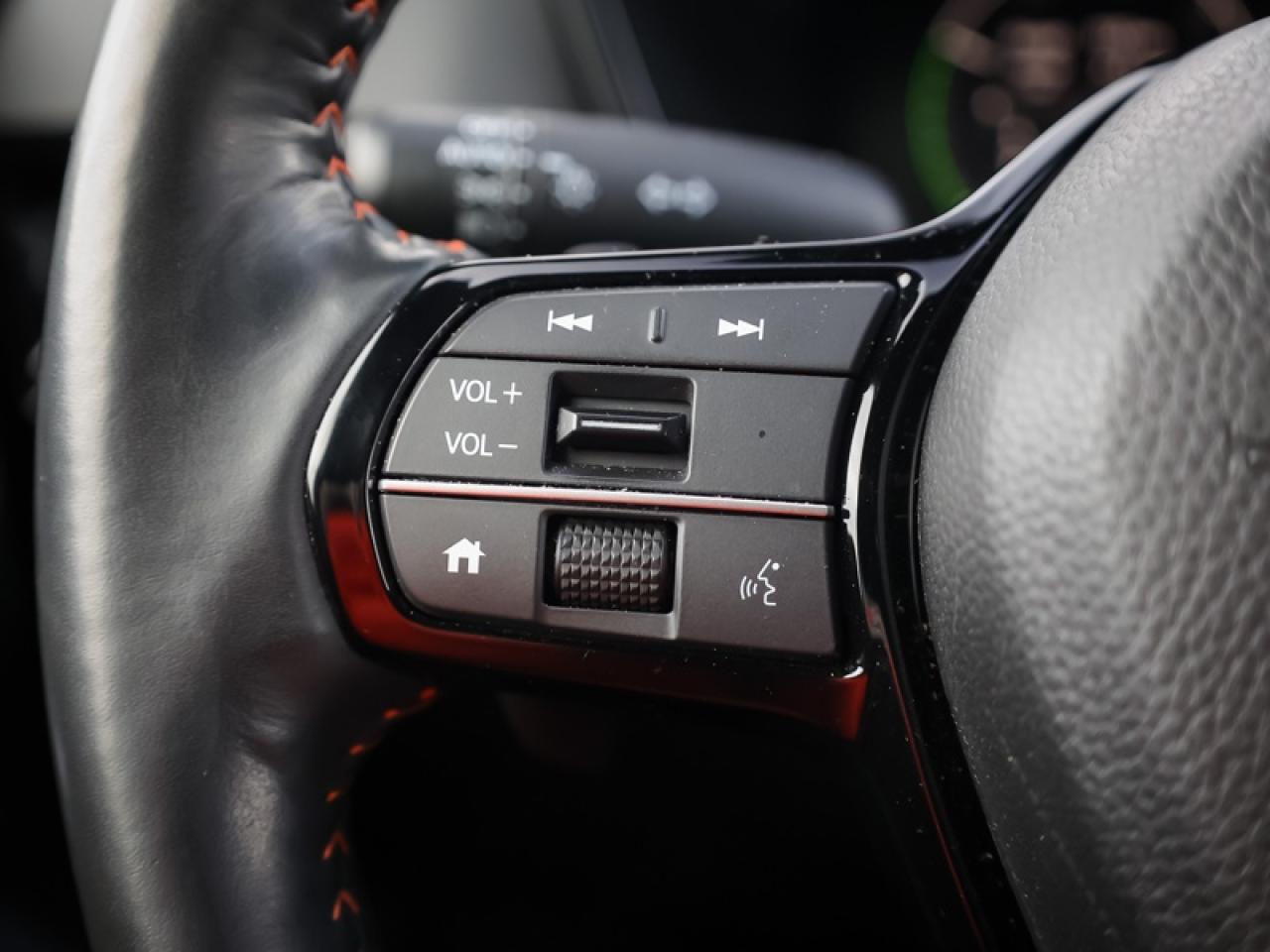 2023 Honda CR-V Hybrid Touring  - Leather Seats - $287 B/W Photo