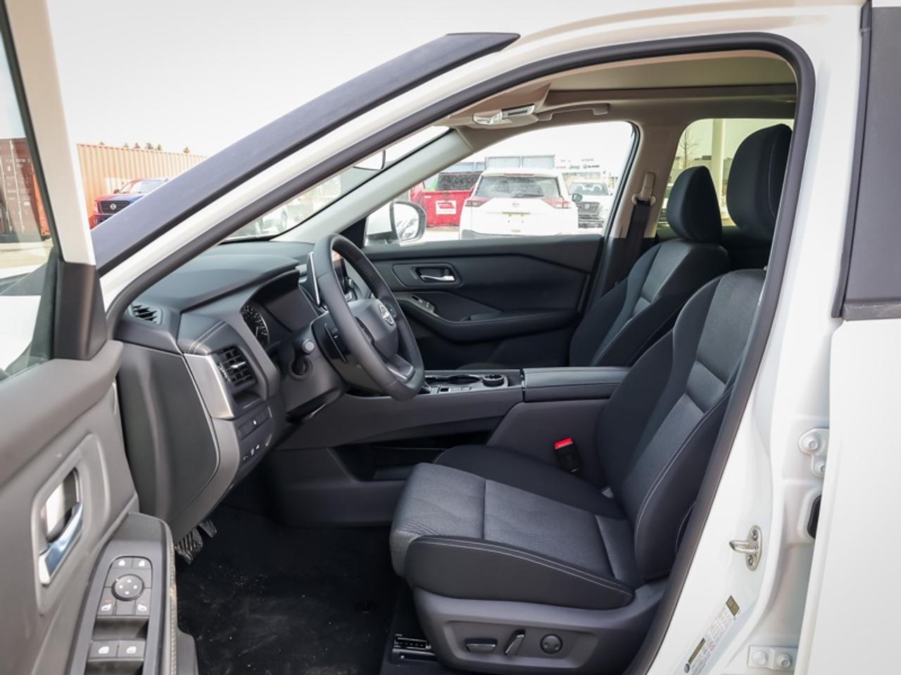 2026 Nissan Rogue SV Moonroof  - Sunroof -  Power Liftgate Photo