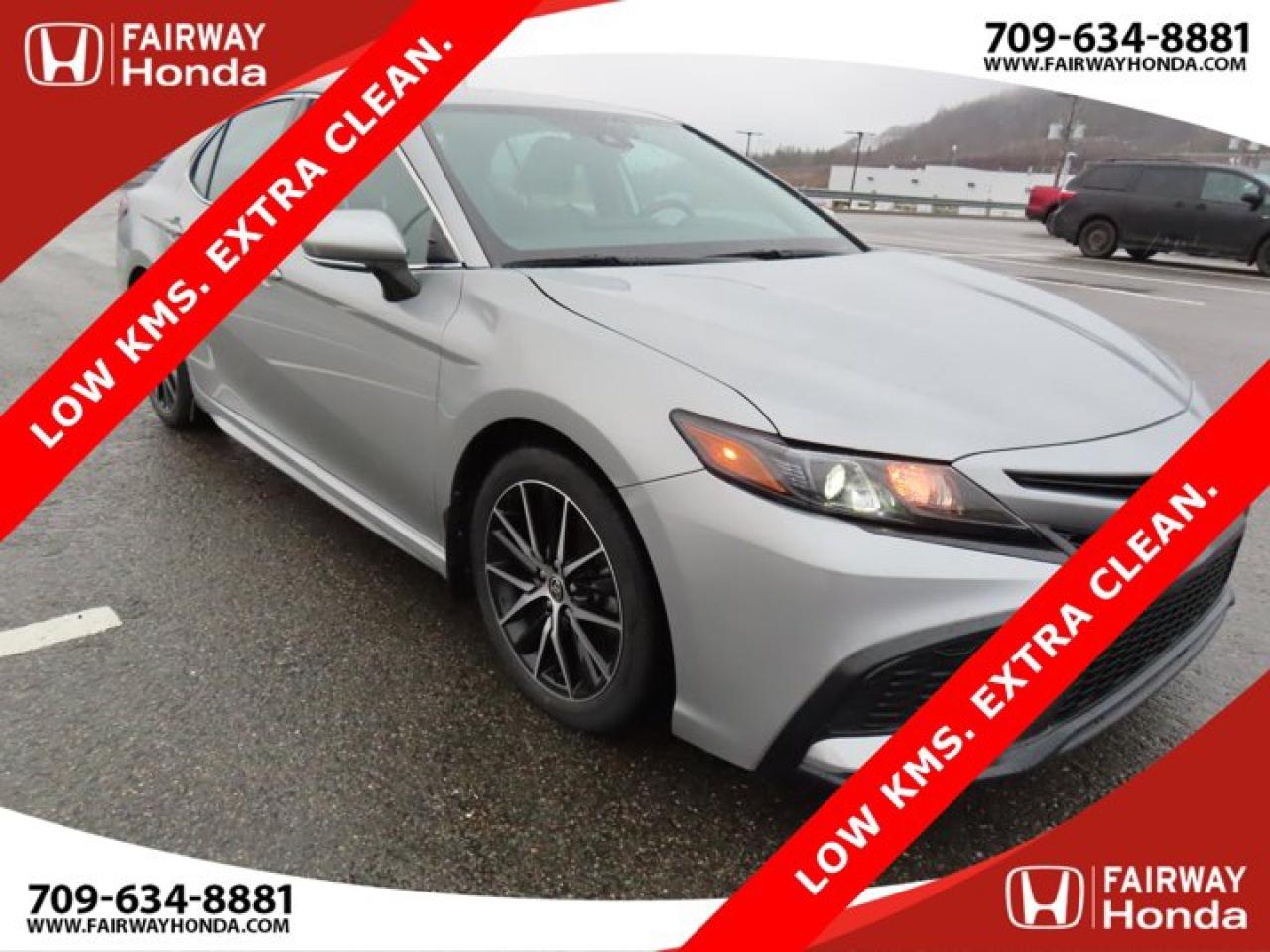 Recent Arrival!Silver 2022 Toyota Camry Hybrid FWD eCVT 2.5L I4 DOHC 16V*Market Value Pricing*, 2.5L I4 DOHC 16V.Fairway Honda - Community Driven!