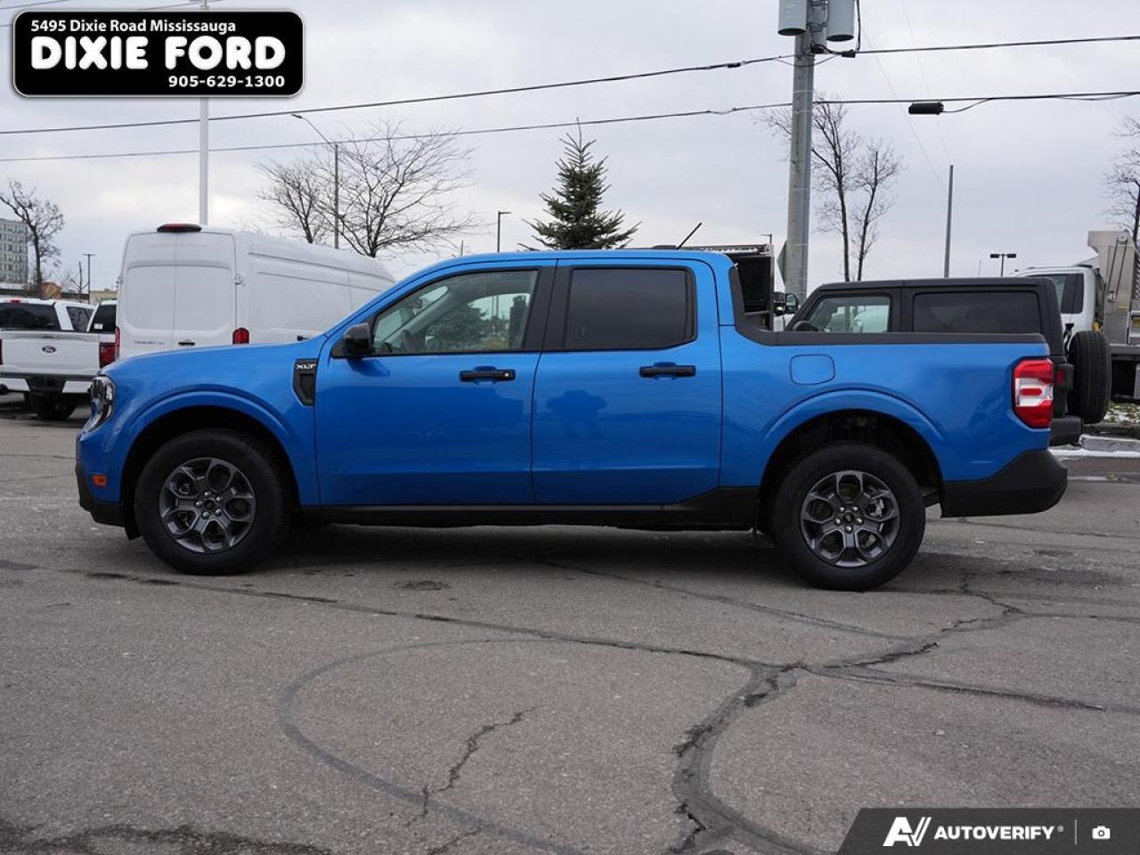 2025 Ford Maverick XLT Photo2