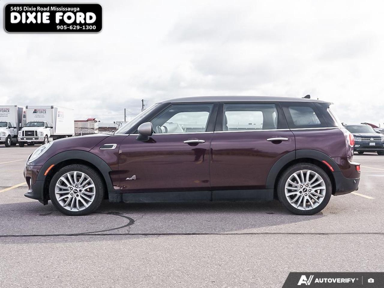 2017 MINI Cooper Clubman  Photo2