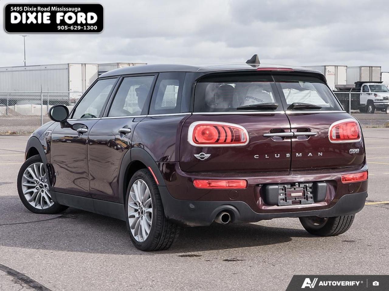 2017 MINI Cooper Clubman  Photo3