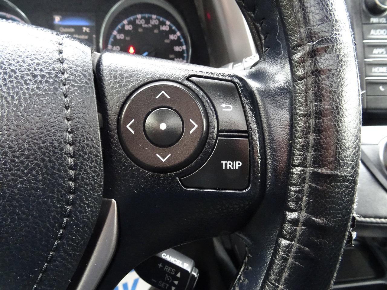 2016 Toyota RAV4 Hybrid Limited - Photo #18