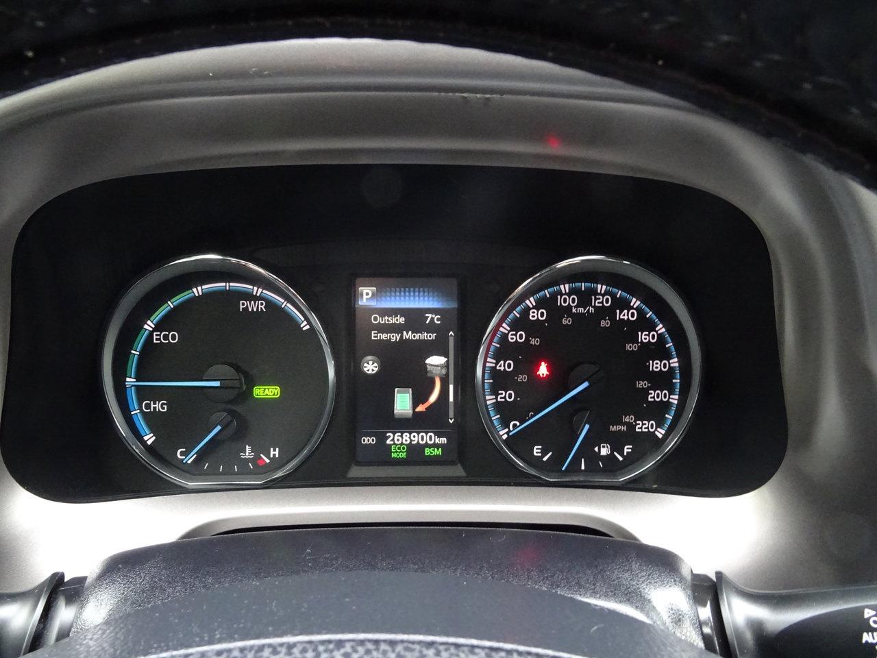 2016 Toyota RAV4 Hybrid Limited - Photo #20