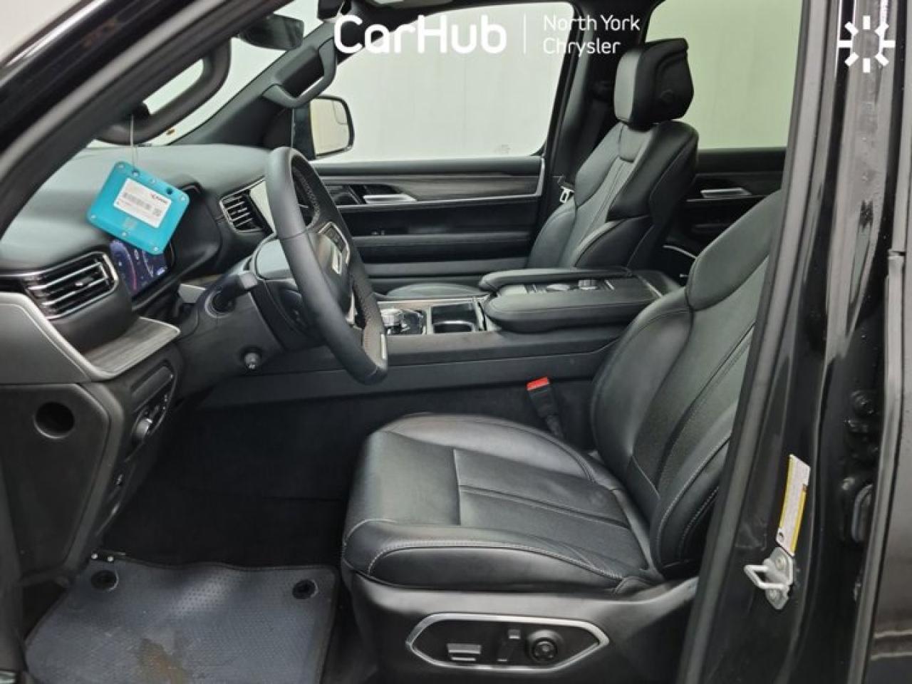 2024 Jeep Wagoneer Series III Photo4