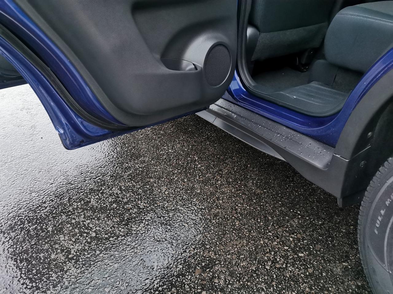 2018 Nissan Rogue SV AWD - Photo #15